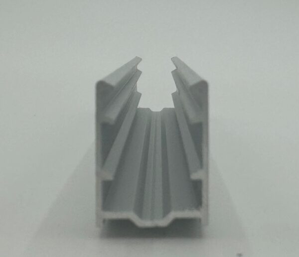 1220 Aluminium - Image 4