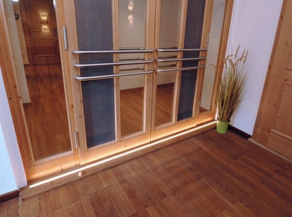 2127 - Image 3